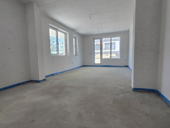 Тристаен апартамент в София, Кръстова вада - 147 кв.м за 2013 €/кв.м - Снимка #1