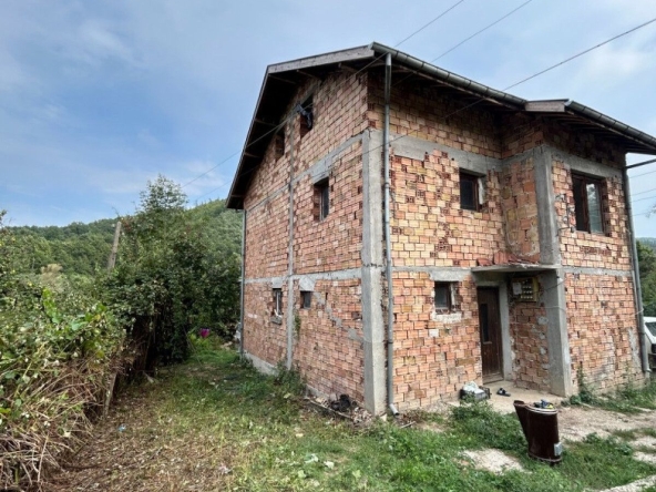 Къща в с. Боазът, Област Габрово - 140 кв.м за 96 €/кв.м - Снимка #1