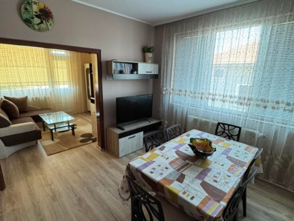 Тристаен апартамент в Севлиево - 106 кв.м за 505 €/кв.м - Снимка #1