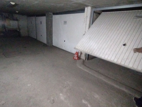 Гараж / Паркомясто в София, Люлин 8 - 33 кв.м за 910 €/кв.м - Снимка #1