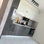 Тристаен апартамент в София, Витоша - 97 кв.м за 3 €/кв.м - Снимка #1