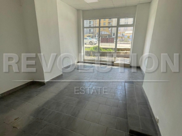 Магазин в София, Подуяне - 50 кв.м за 1428 €/кв.м - Снимка #1