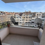 Двустаен апартамент в Бургас, Лазур - 76 кв.м за 1410 €/кв.м - Снимка #1
