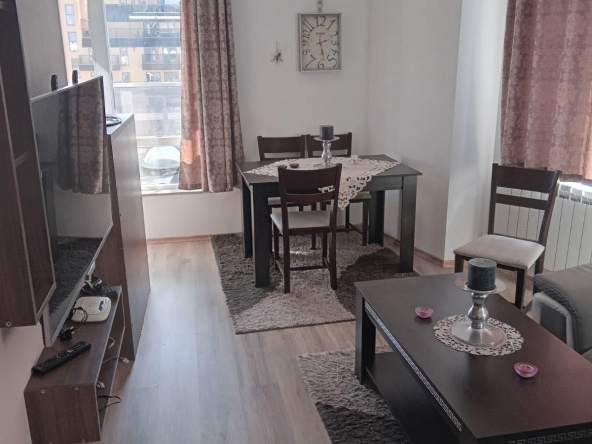 Дава се под наем Двустаен апартамент в Пловдив, Кършияка - 55 кв.м за 500 € - Снимка #1