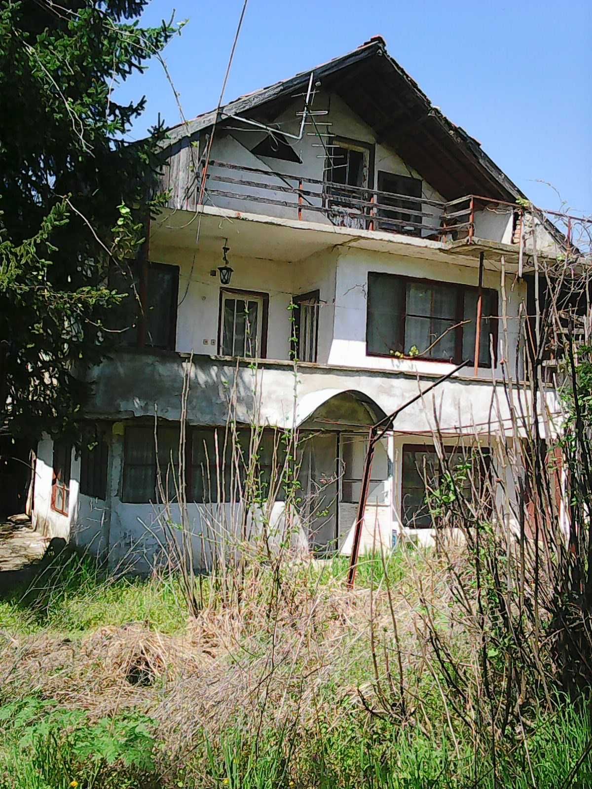 Къща в с. Ветрен, Област Силистра - 200 кв.м за 64 €/кв.м - Снимка #1