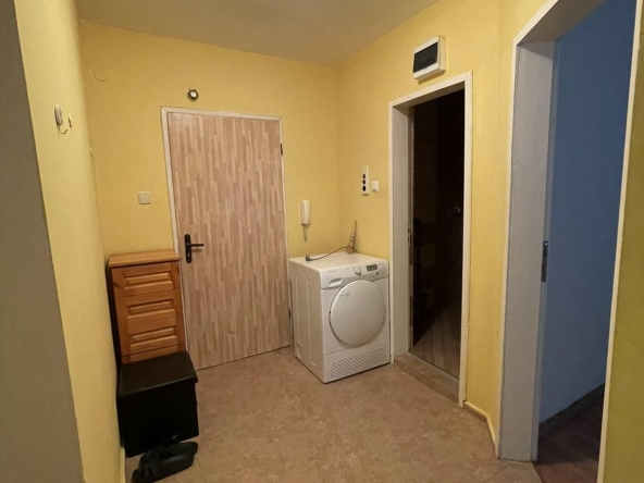 Двустаен апартамент в Бургас, Възраждане - 63 кв.м за 1747 €/кв.м - Снимка #1