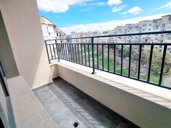 Дава се под наем Двустаен апартамент в София, Студентски град - 73 кв.м за 108000 € - Снимка #1