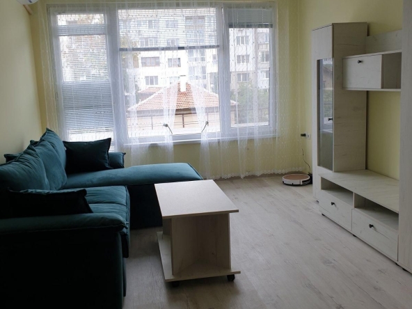 Дава се под наем Тристаен апартамент в София, Сухата река - 82 кв.м за 800 € - Снимка #1