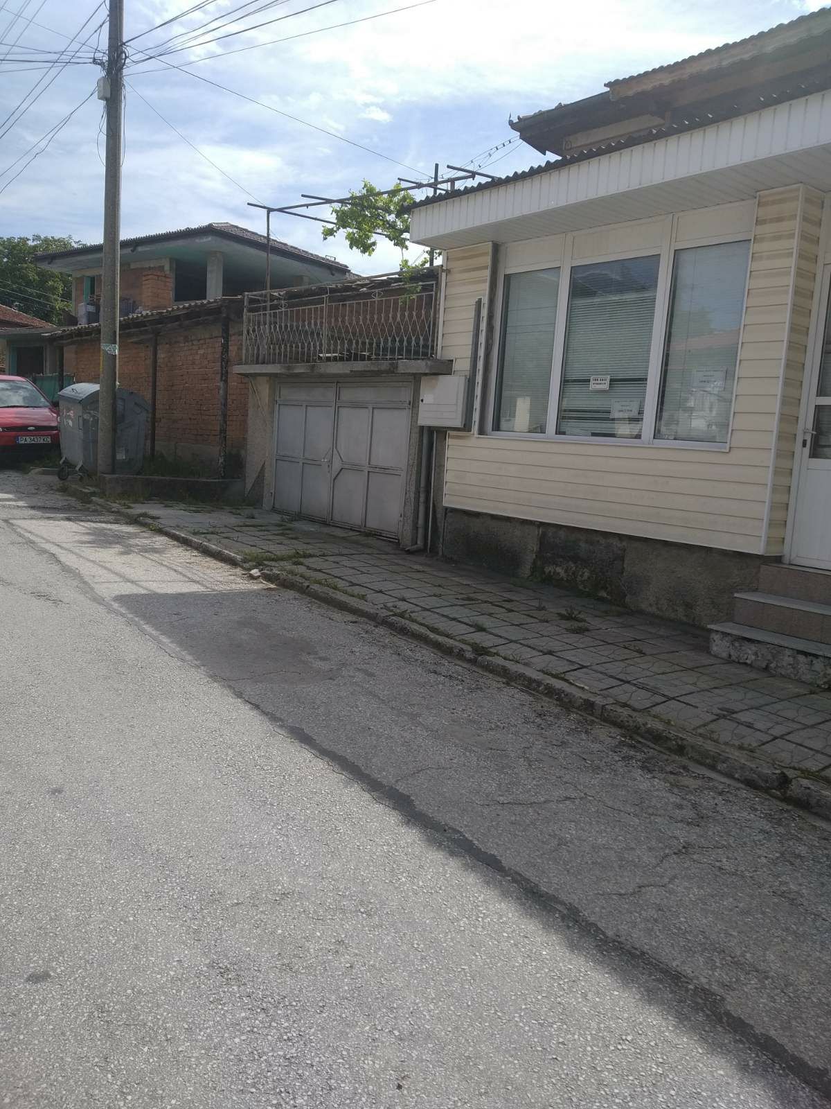 Къща в Панагюрище - 360 кв.м за 223 €/кв.м - Снимка #1