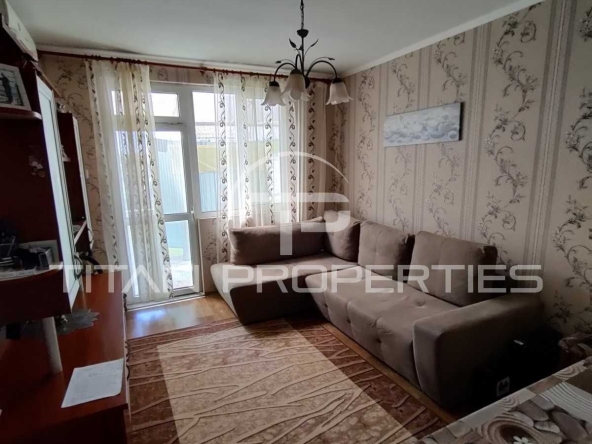 Тристаен апартамент в Бургас, Долно Езерово - 43 кв.м за 1807 €/кв.м - Снимка #1