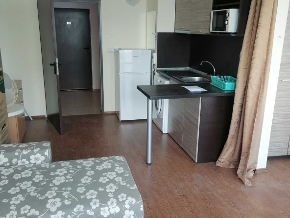 Дава се под наем Двустаен апартамент в Бургас, Сарафово - 50 кв.м за 306 € - Снимка #1