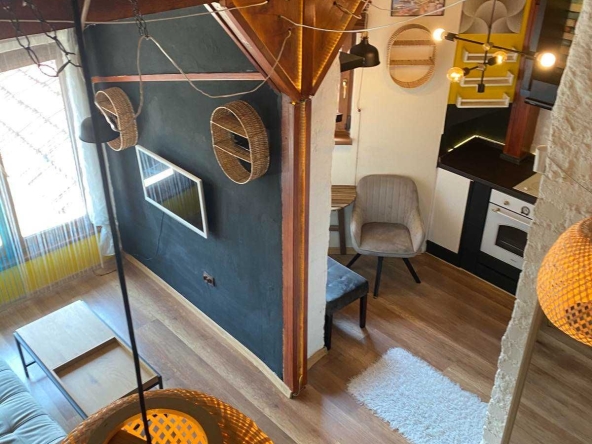 Дава се под наем Едностаен апартамент в София, Център - 32 кв.м за 504.9 € - Снимка #1