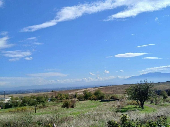 Парцел в с. Кътина, Област София-град - 3108 кв.м за 100 €/кв.м - Снимка #1