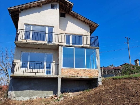 Къща в с. Ясна поляна, Област Бургас - 150 кв.м за 467 €/кв.м - Снимка #1