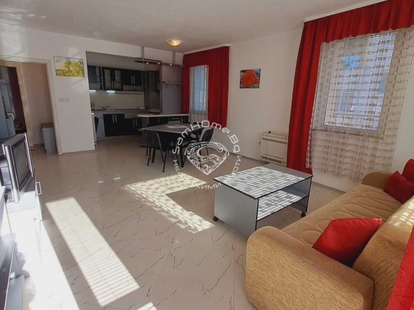 Тристаен апартамент в Варна, Бриз - 108 кв.м за 1843 €/кв.м - Снимка #1