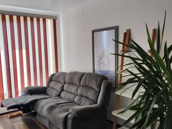 Дава се под наем Двустаен апартамент в Добрич, Свети Георги - 70 кв.м за 350 € - Снимка #1