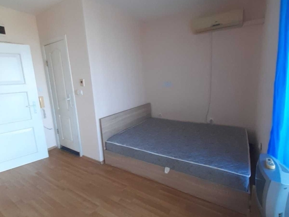 Дава се под наем Едностаен апартамент в Варна, Аспарухово - 35 кв.м за 229.5 € - Снимка #1