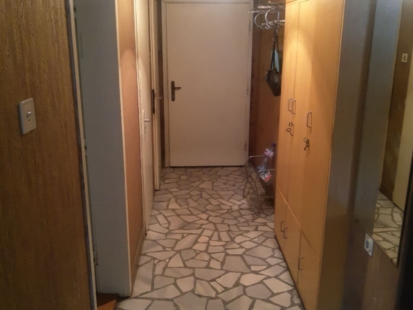 Четиристаен апартамент в Ловеч, Център - 91 кв.м за 869 €/кв.м - Снимка #1