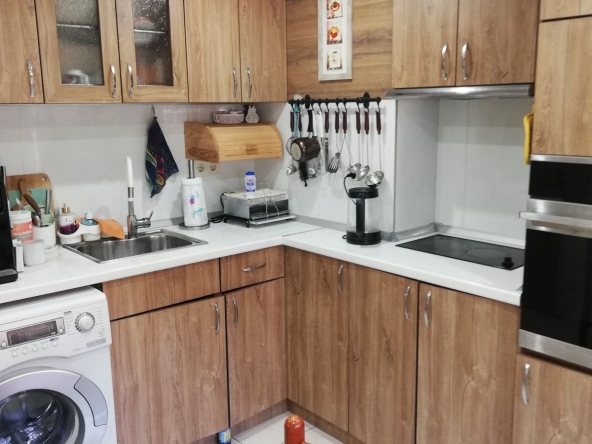 Къща в Перник, Ралица - 142 кв.м за 1257 €/кв.м - Снимка #1