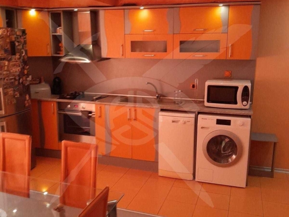 Дава се под наем Четиристаен апартамент в Варна, Аспарухово - 96 кв.м за 600 € - Снимка #1