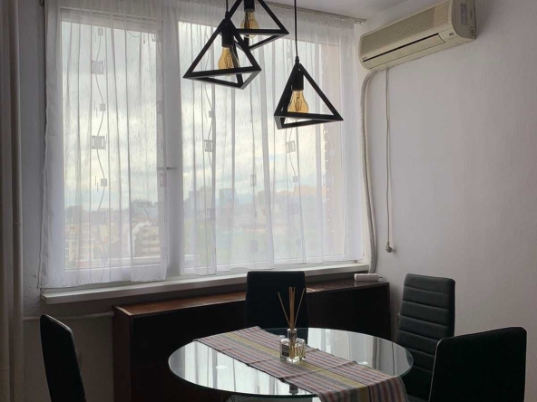 Дава се под наем Двустаен апартамент в София, Зона Б-18 - 61 кв.м за 350 € - Снимка #1