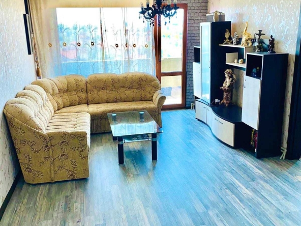 Двустаен апартамент в Монтана, Махала Барселона - 81 кв.м за 938 €/кв.м - Снимка #1