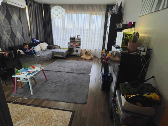 Дава се под наем Двустаен апартамент в София, Дружба 2 - 68 кв.м за 433.5 € - Снимка #1