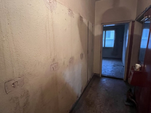 Тристаен апартамент в Ловеч, Център - 75 кв.м за 850 €/кв.м - Снимка #1