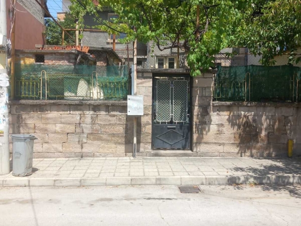 Къща в Пловдив, Въстанически - 60 кв.м за 808 €/кв.м - Снимка #1