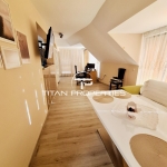 Дава се под наем Многостаен апартамент в Бургас, Сарафово - 240 кв.м за 612 € - Снимка #1