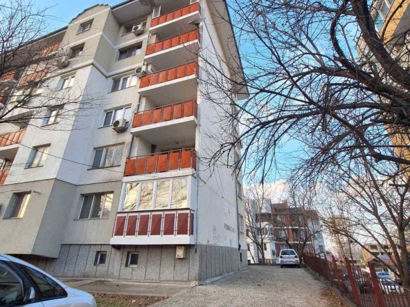 Тристаен апартамент в Русе, Родина 3 - 87 кв.м за 1035 €/кв.м - Снимка #1