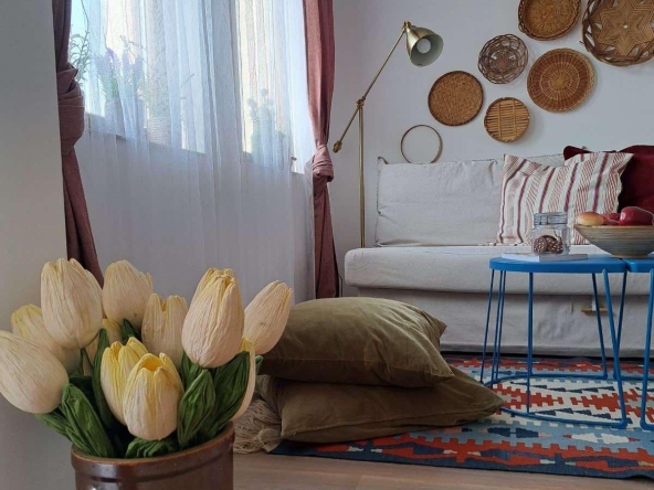 Дава се под наем Двустаен апартамент в Варна, Център - 57 кв.м за 600 € - Снимка #1