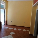 Дава се под наем Магазин в Стара Загора, Опълченски - 32 кв.м за 178.5 € - Снимка #1