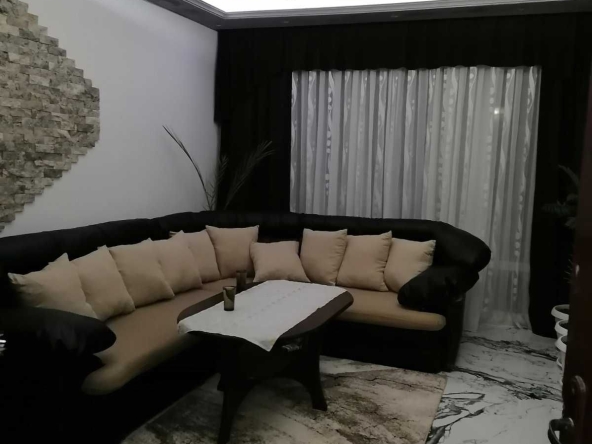 Тристаен апартамент в Асеновград - 70 кв.м за 1572 €/кв.м - Снимка #1