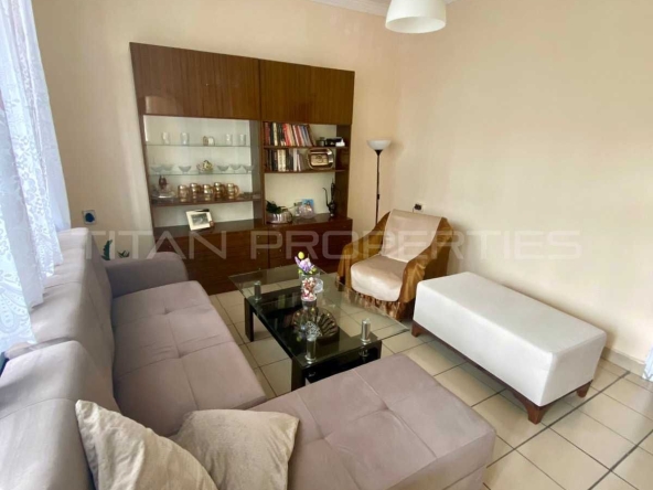 Етаж от къща в Пловдив, Център - 202 кв.м за 991 €/кв.м - Снимка #1