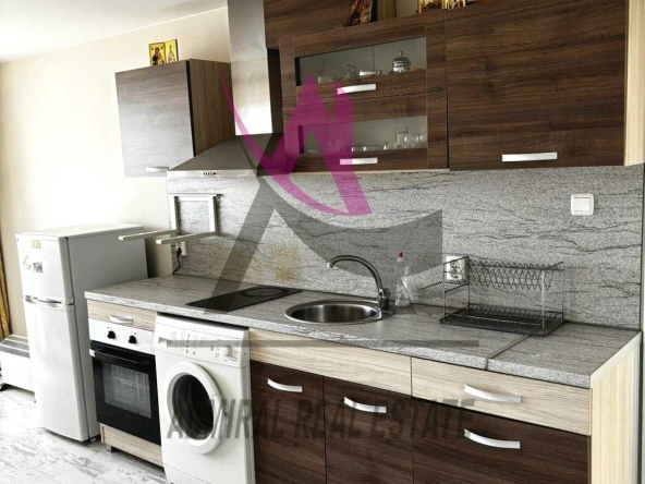 Дава се под наем Двустаен апартамент в Варна, Център - 64 кв.м за 500 € - Снимка #1