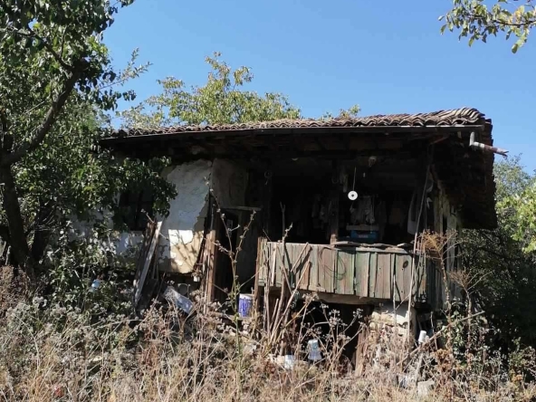 Къща в с. Джулюница, Област Велико Търново - 100 кв.м за 77 €/кв.м - Снимка #1