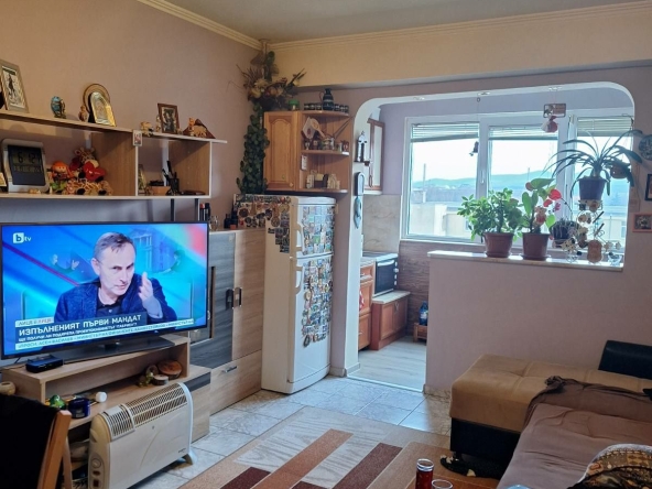 Двустаен апартамент в Перник, Мошино - 47 кв.м за 1596 €/кв.м - Снимка #1