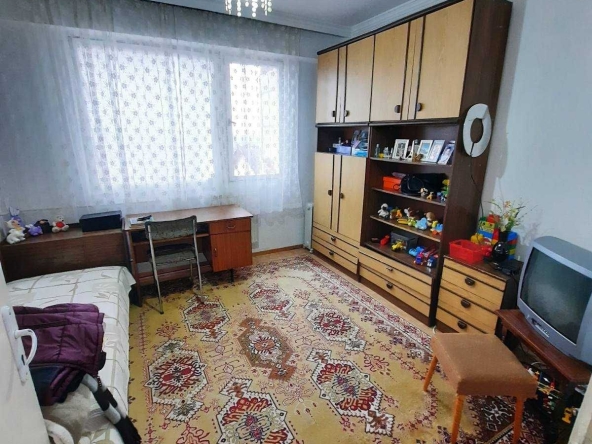 Тристаен апартамент в Шумен, Добруджански - 78 кв.м за 1242 €/кв.м - Снимка #1