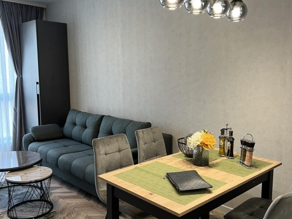 Дава се под наем Двустаен апартамент в Пловдив, Център - 70 кв.м за 650 € - Снимка #1