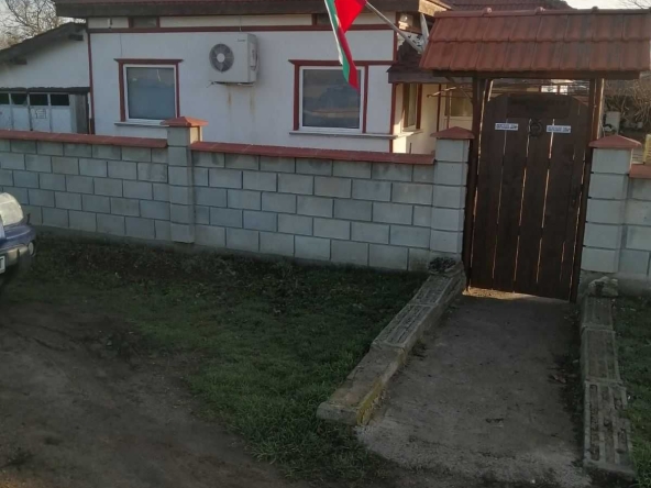 Къща в с. Челопечене, Област Добрич - 90 кв.м за 708 €/кв.м - Снимка #1