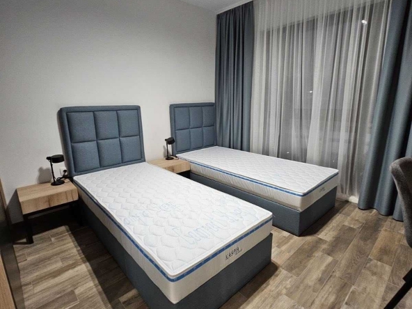 Тристаен апартамент в София, Бъкстон - 81 кв.м за 1939 €/кв.м - Снимка #1