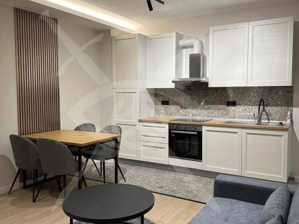 Дава се под наем Тристаен апартамент в Варна, Левски - 87 кв.м за 600 € - Снимка #1