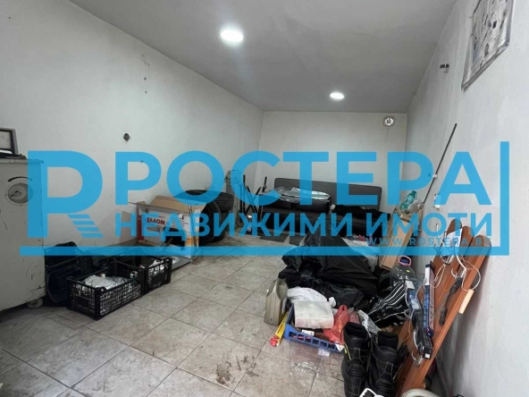 Гараж / Паркомясто в Търговище, Център - 18 кв.м за 850 €/кв.м - Снимка #1