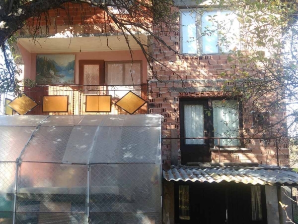 Къща в Перник, Изток - 64 кв.м за 718 €/кв.м - Снимка #1