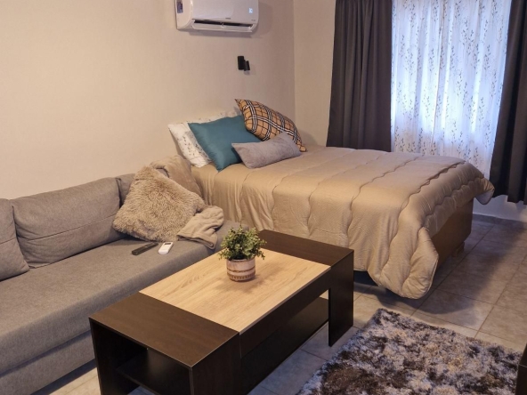 Дава се под наем Етаж от къща в Пловдив, Кючук Париж - 50 кв.м за 350 € - Снимка #1