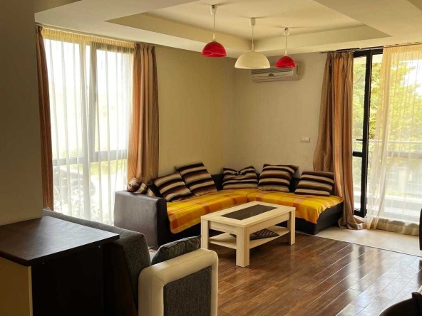 Дава се под наем Двустаен апартамент в Бяла - 85 кв.м за 65000 € - Снимка #1