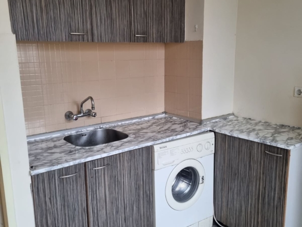 Дава се под наем Двустаен апартамент в София, Красно село - 65 кв.м за 408 € - Снимка #1