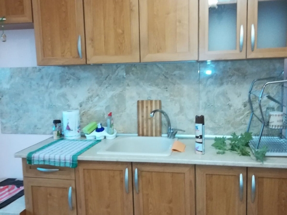 Дава се под наем Двустаен апартамент в Пловдив, Изгрев - 70 кв.м за 255 € - Снимка #1