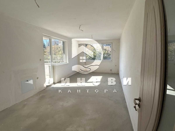 Тристаен апартамент в Стара Загора, Била - 116 кв.м за 992 €/кв.м - Снимка #1